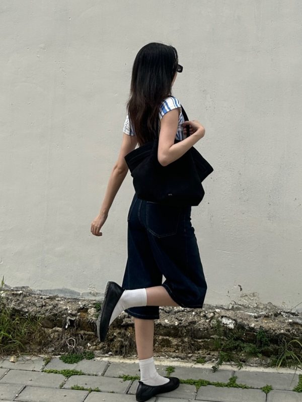 Vintage-Inspired Blue Denim Shorts for Summer 2025 - Three-Quarter Loose Wide-Leg Design, Slimming Fit, American Style