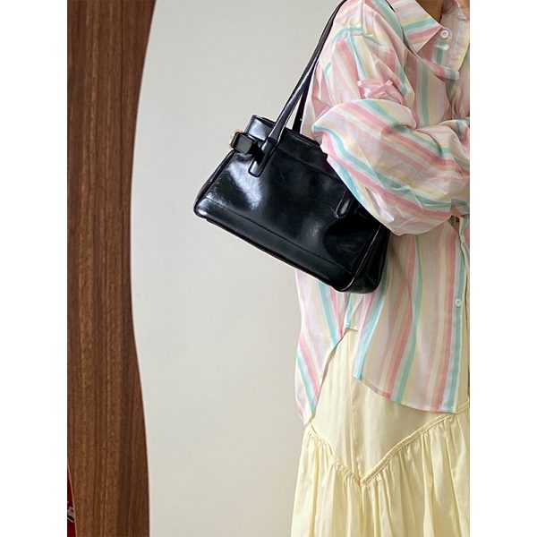 Vintage Korean Style Women's Tote Handbag - Large Capacity Commuter Shoulder Bag for Everyday & Motorcycle Use