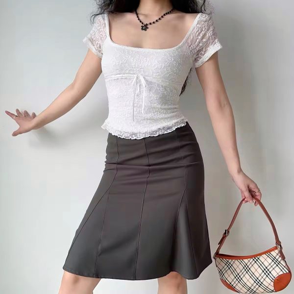 Vintage Lace Trim Square Neck Short Sleeve T-shirt for Women - Slim Fit, European & American Style, Y2K Inspired Short Top