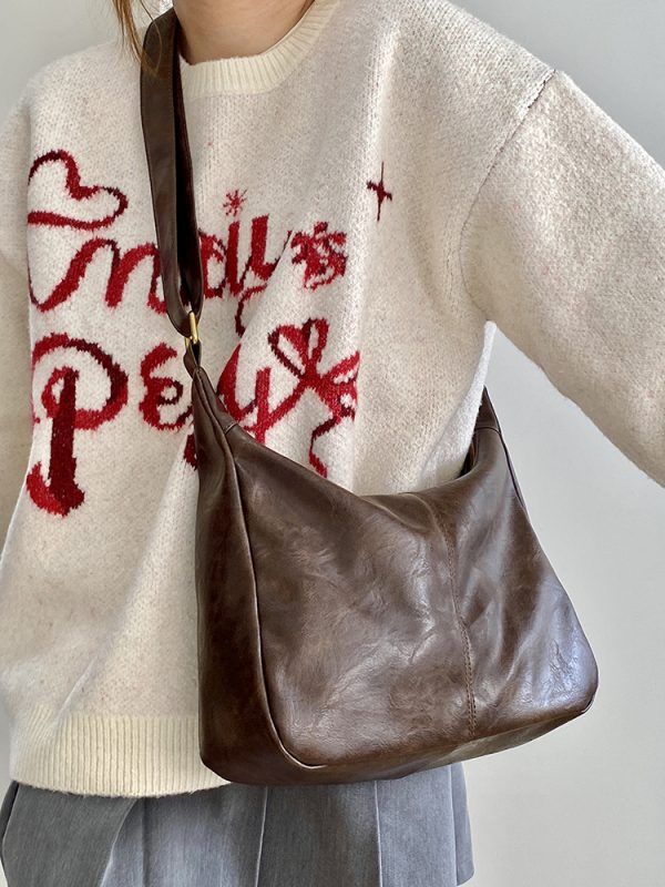 Vintage Large Capacity Shoulder Crossbody Bag for Women - Versatile Commuter Style for College and Everyday Use