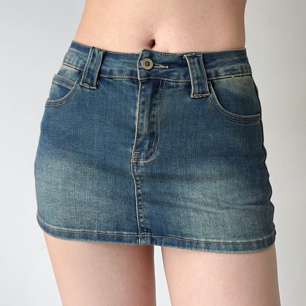 Vintage Low-Waist Denim Ultra-Short Bodycon Skirt for Women - European & American Style, Slim Fit, Anti-Exposure Design