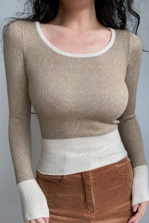 Vintage Round Neck Slim Fit High Waist Knit Top with Long Sleeves - Versatile 90s-Inspired Fashion Essential