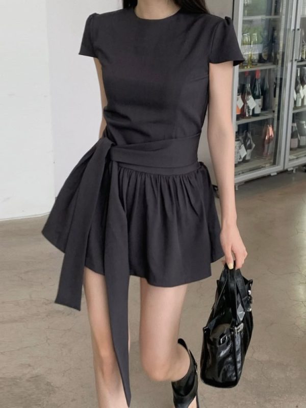 Waist Tie Short Sleeve Dress with A-Line Floral Bud Skirt - Versatile Summer Style for Effortless Elegance