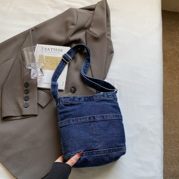 Water-Washed Blue Denim Crossbody Bucket Bag for Women - Casual 2025 Trendy Phone Bag