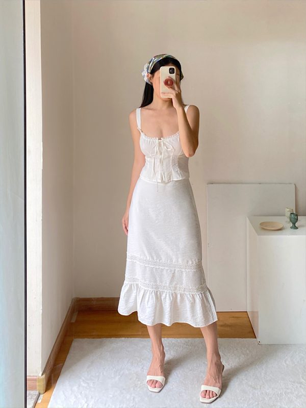 White French Lace Camisole and A-Line Fishtail Skirt Set - Elegant Lace-Up Design, Perfect for 90s Inspired and Y2K Fashion
