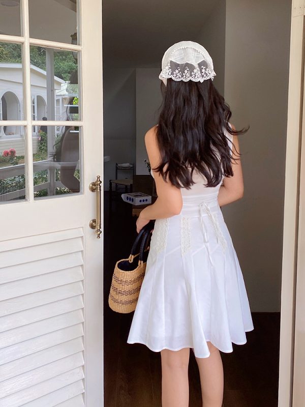 White Lace Half Skirt - Exclusive Craftsmanship French A-Line High-Waisted Short Umbrella Skirt for Chic Style