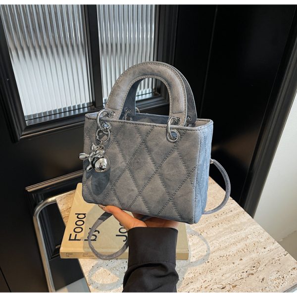 Winter Commuting Diamond Quilted Crossbody Bag - High-End Women's Handbag, Versatile Small Style for 2025