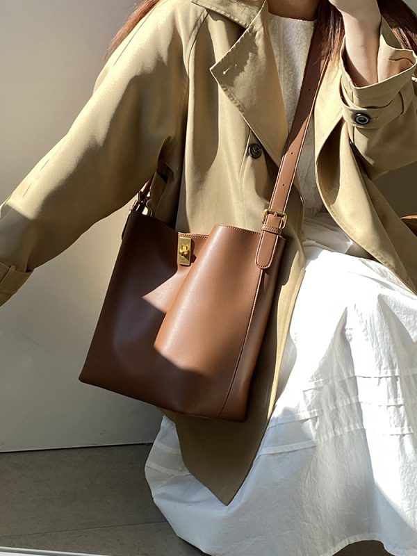 Women's Casual Bucket Bag - High-Quality Commuter Shoulder & Crossbody Bag for Everyday Use