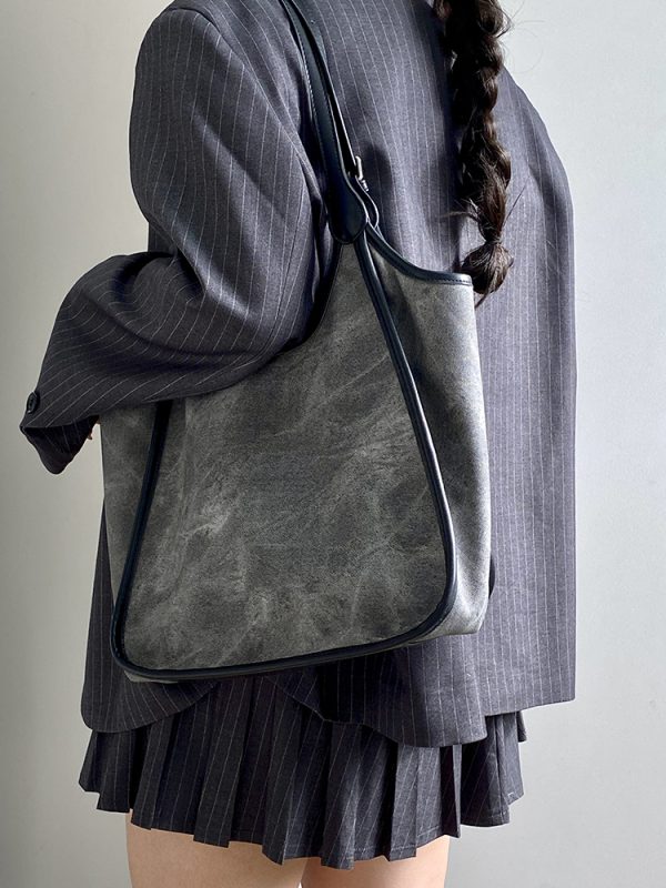 Women's Color-Blocking Commuter Tote Bag - Versatile Large Capacity Handbag for Everyday Use - Trendy 2025 Design