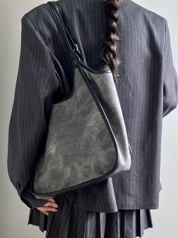 Women's Color-Blocking Commuter Tote Bag - Versatile Large Capacity Handbag for Everyday Use - Trendy 2025 Design