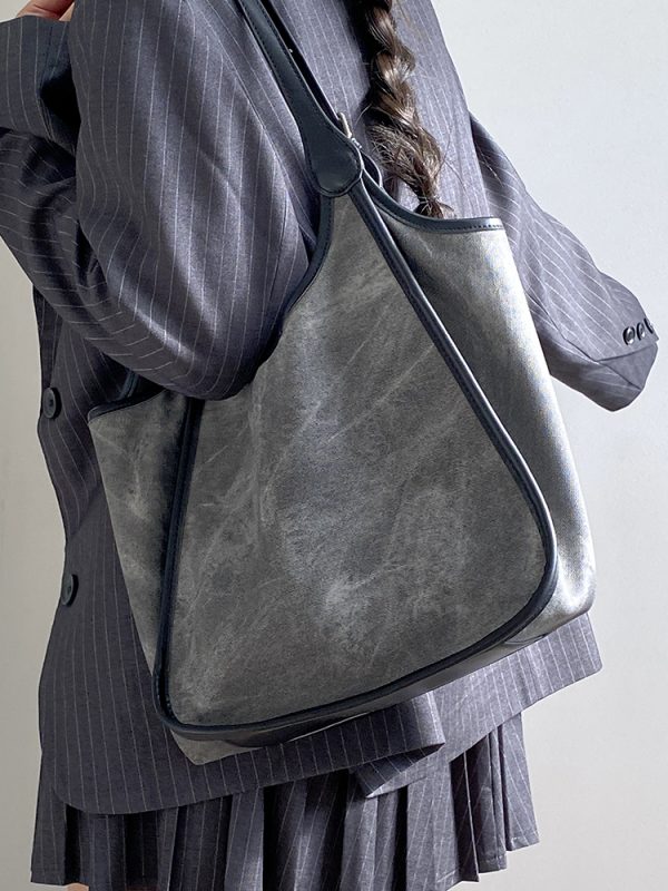Women's Color-Blocking Commuter Tote Bag - Versatile Large Capacity Handbag for Everyday Use - Trendy 2025 Design