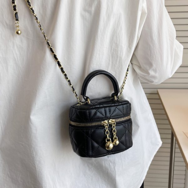 Women's Diamond-Pattern Chain Crossbody Bag, Stylish Small Square Bag for Spring/Summer 2025 Fashion Trends