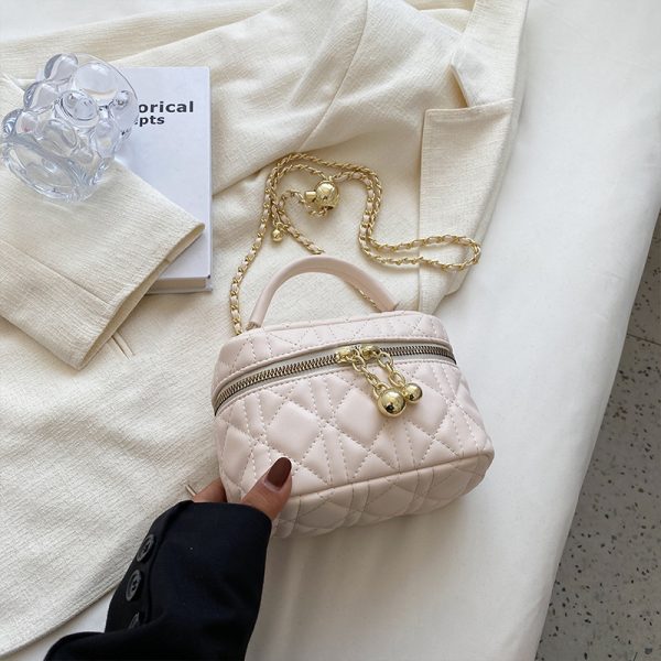 Women's Diamond-Pattern Chain Crossbody Bag, Stylish Small Square Bag for Spring/Summer 2025 Fashion Trends