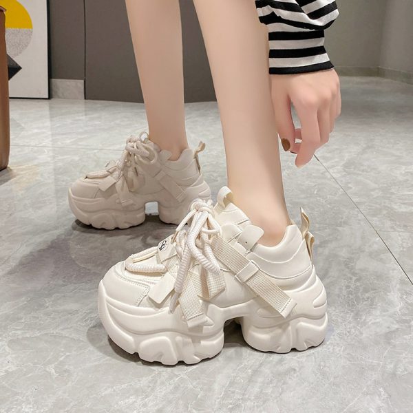 Women's European Station Dad Shoes - 2023 Autumn Short Height Thick-Soled Retro Casual Sports Footwear