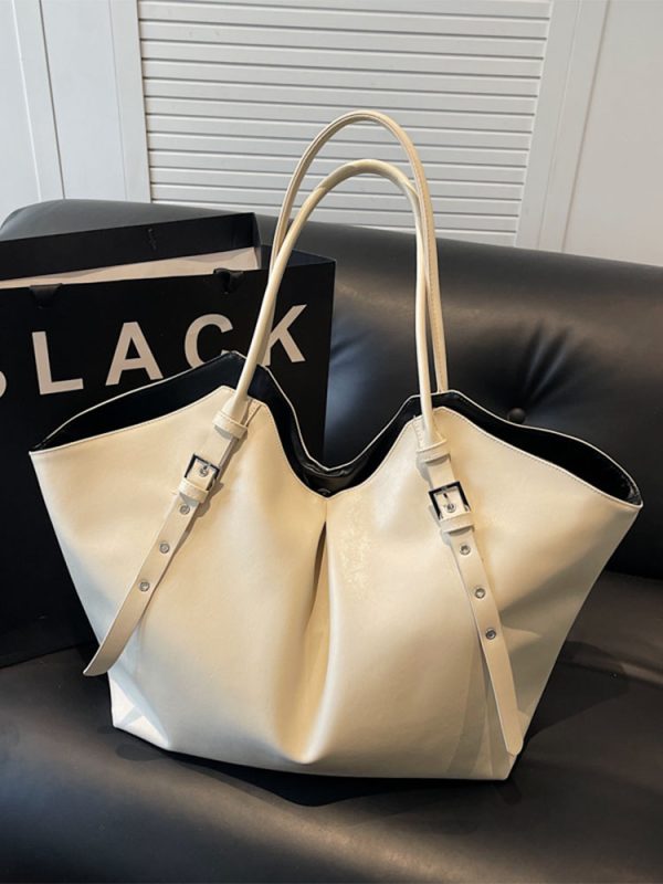 Women's Korean-Style Large-Capacity Shoulder Bag for Commuting - Trendy Winter 2025 Handbag