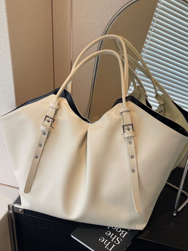 Women's Korean-Style Large-Capacity Shoulder Bag for Commuting - Trendy Winter 2025 Handbag