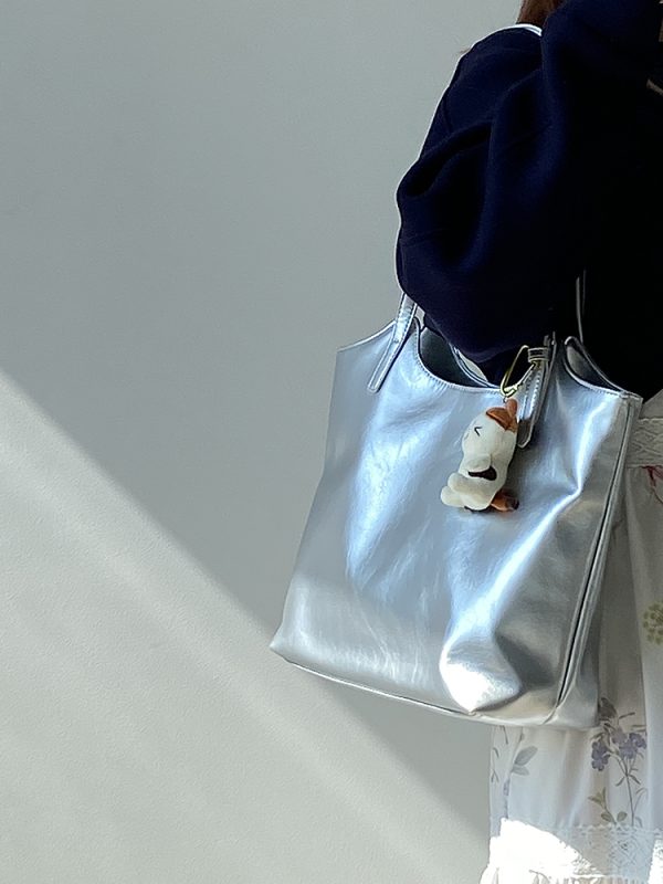 Women's Korean Style Silver Tote Bag - Trendy Large Capacity Commuter Shoulder Handbag for 2025