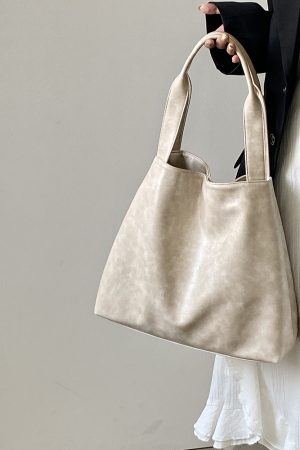 Women's Large Capacity Casual Tote Bag - Korean Style Commuter Handbag, Chic Design for Everyday Use