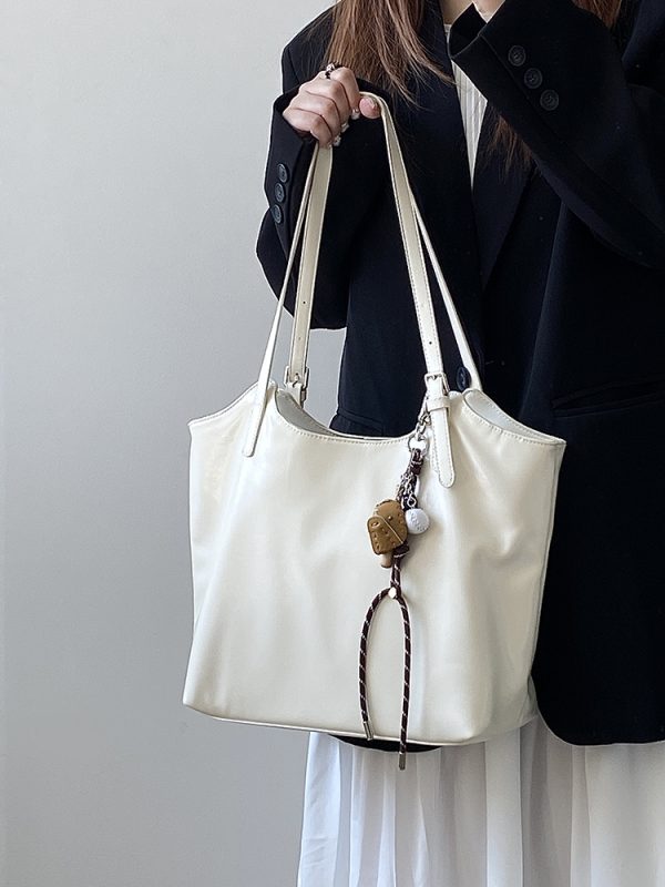Women's Large Capacity Tote Bag - Korean Style Simple Versatile Commuter Shoulder Handbag for Everyday Use