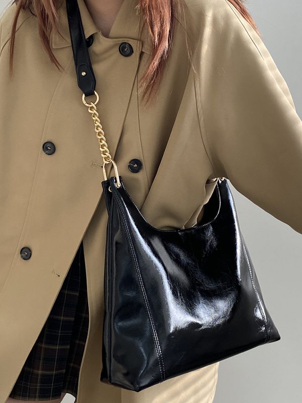 Women's Large Capacity Tote Bag - Niche Design Underarm Shoulder Crossbody Bag with Chain - Perfect for Commuting