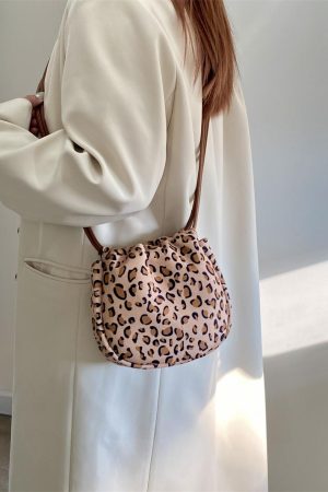Women's Leopard Print Canvas Crossbody Bag - Minimalist Casual Design for Spring and Summer - Versatile Small Handbag