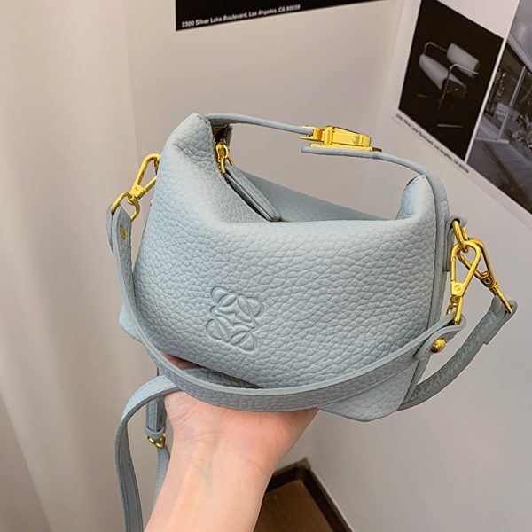 Women's Minimalist Bucket Bag - 2025 Summer Versatile Crossbody Handbag, Trendy High-End Fashion Accessory