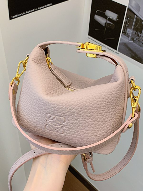 Women's Minimalist Bucket Bag - 2025 Summer Versatile Crossbody Handbag, Trendy High-End Fashion Accessory