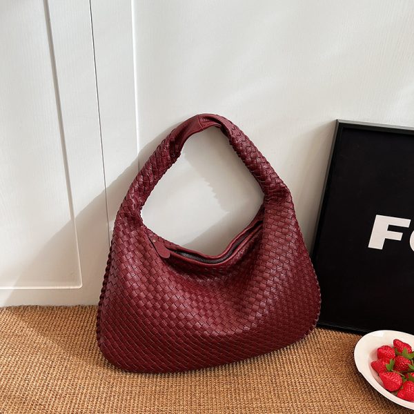 Women's Minimalist Dumpling Handbag - Large Capacity Casual Shoulder Bag for Spring/Summer 2025 Fashion