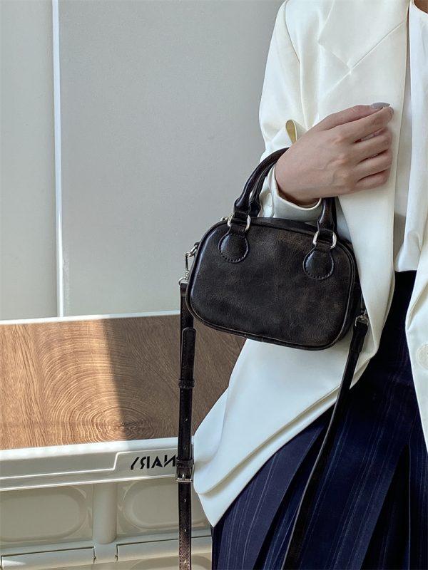 Women's Retro Casual Tote Bag - Spring/Summer 2025 Small Square Crossbody Shoulder Bag - Niche Design for 90s & Y2K Style