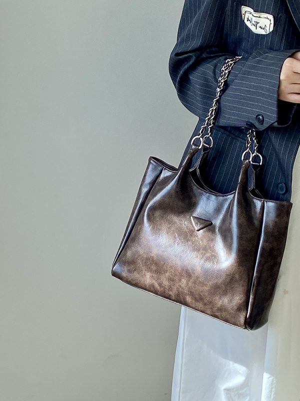 Women's Retro Chain Tote Bag - Large Capacity Shoulder Handbag for Spring & Summer Commuting, 2025 Fashion Trend