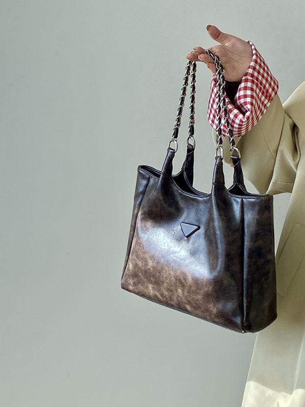 Women's Retro Chain Tote Bag - Large Capacity Shoulder Handbag for Spring & Summer Commuting, 2025 Fashion Trend