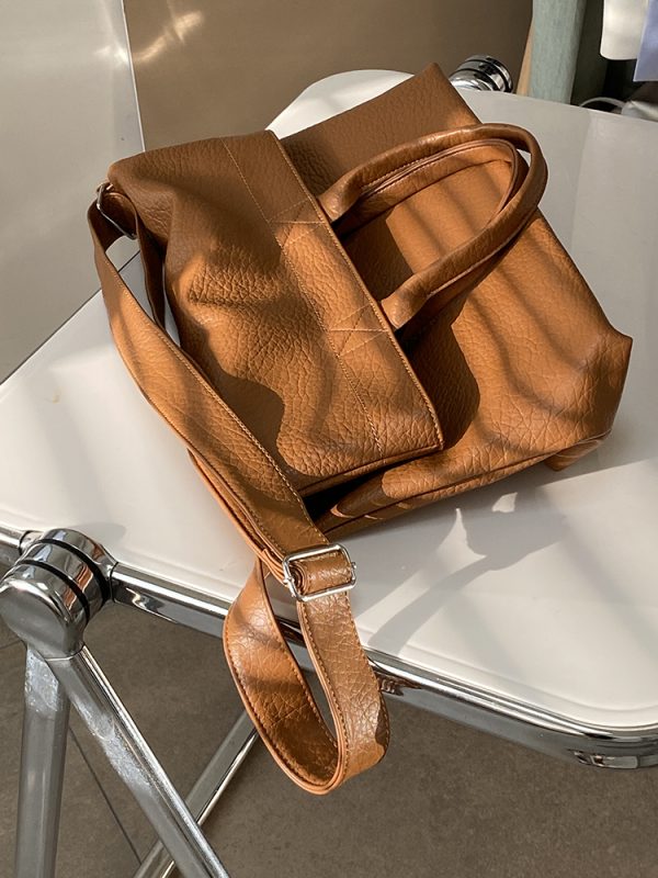 Women's Retro Korean Large Capacity Tote Bag - Stylish Shoulder Crossbody Bag for Everyday Use