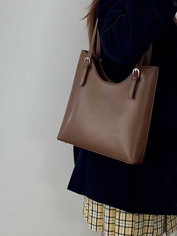 Women's Retro Large Capacity Tote Bag - Spring/Summer Commuting Shoulder Handbag - 2025 Niche Design