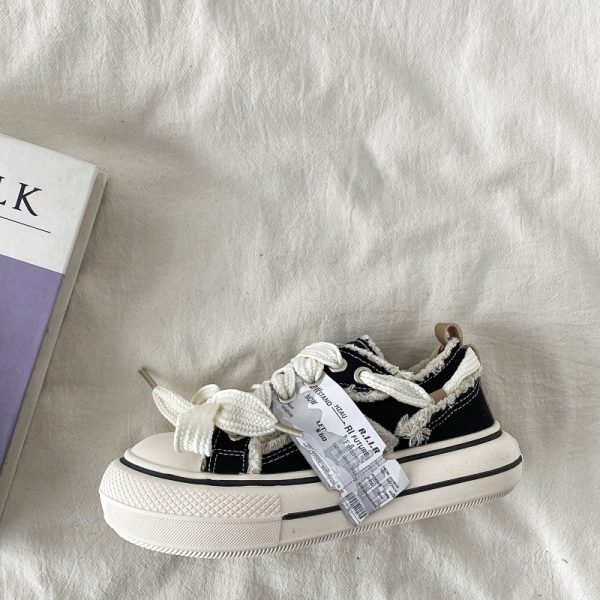 Women's Retro Round-Toe Thick-Soled Canvas Shoes - 2025 Spring Big-Headed Board Shoes, Non-Repetitive Design, Stylish Little White Sneakers