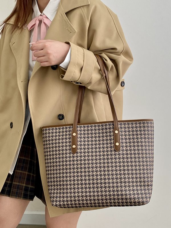 Women's Retro Tote Bag - High-End Shoulder Handbag for Spring Summer 2025 - Large Stylish Design