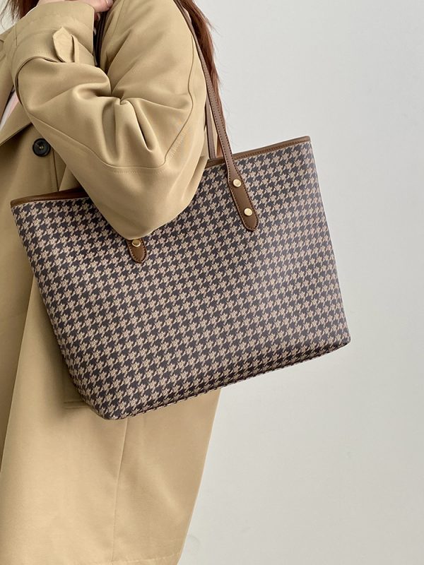 Women's Retro Tote Bag - High-End Shoulder Handbag for Spring Summer 2025 - Large Stylish Design