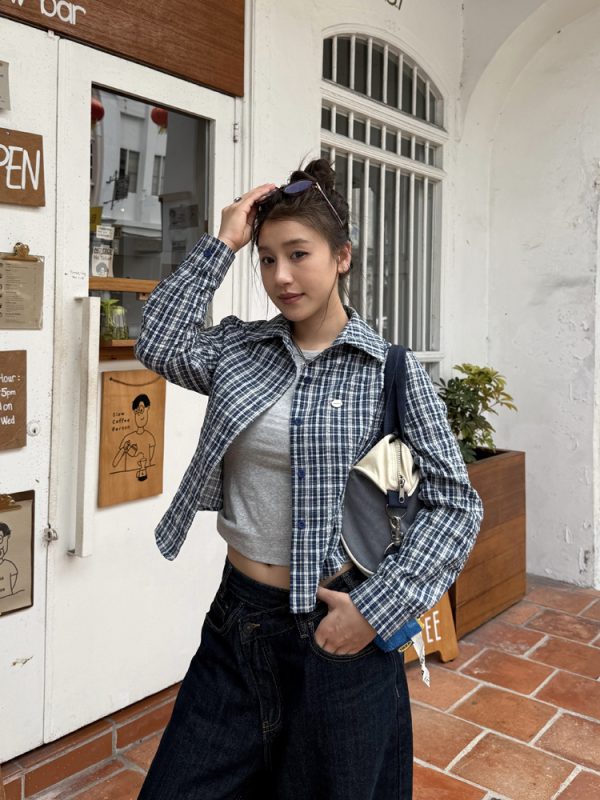 Women's Slim Fit Long Sleeve Polo Shirt - Short Version Grid Design Street Style for Spring - Trendy Hot Girl Look