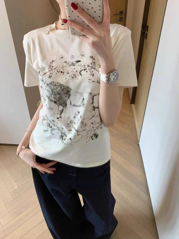 Women's Slim-Fit Short Sleeve T-Shirt with American Retro Lion Sketch Print - Summer Sweet & Spicy Style