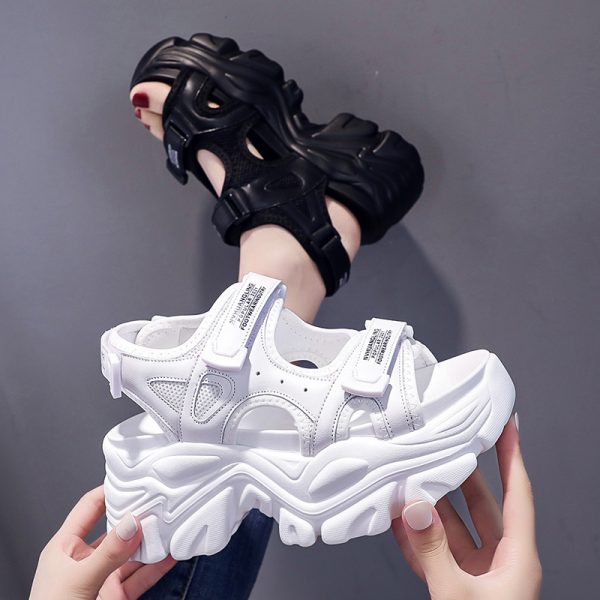 Women's Sporty Thick-Soled Sandals - Casual Versatile Beach Dad Shoes for Summer 2025, Trending Fashion Footwear