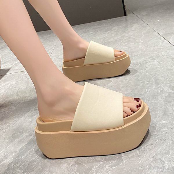 Women's Summer Open-Toe Casual Beach Wedge Slippers - Thick-Soled Height-Increasing Outdoor Shoes for Vacation Style