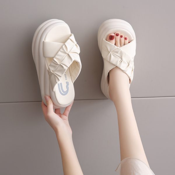 Women's Summer Platform Sandals - Trendy Thick-Soled Height-Increasing Casual Slippers for Outdoor Style 2025