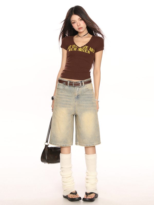 Women's Summer Slim Fit Loose Style V-Neck Crop Top with BIGGOLD Letter Print - Sexy Short Sleeve T-Shirt for Trendy Y2K Fashion