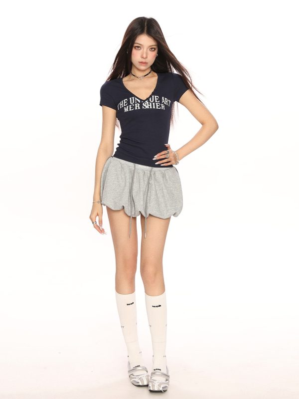 Women's Summer Slim Fit Loose Style V-Neck Crop Top with BIGGOLD Letter Print - Sexy Short Sleeve T-Shirt for Trendy Y2K Fashion