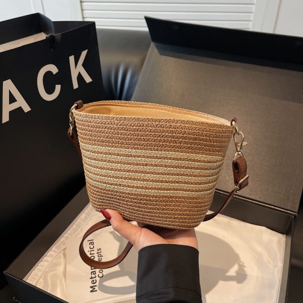 Women's Summer Straw Woven Bucket Bag - Versatile Beach Crossbody Bag for Seaside Vacation - 2025 Trendy Style