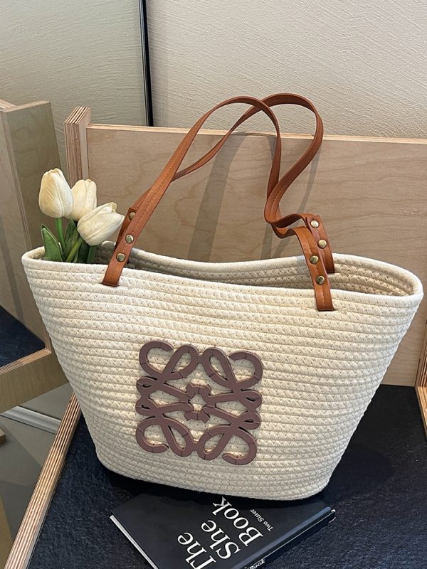 Women's Summer Woven Underarm Bag - Versatile Leisure Shoulder Bag for Shopping and Outings - 2025 Fashion Trend