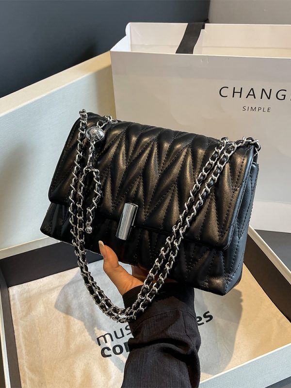 Women's Textured Embroidered Shoulder Bag - Versatile Summer Chain Crossbody Bag for High-End Style 2025