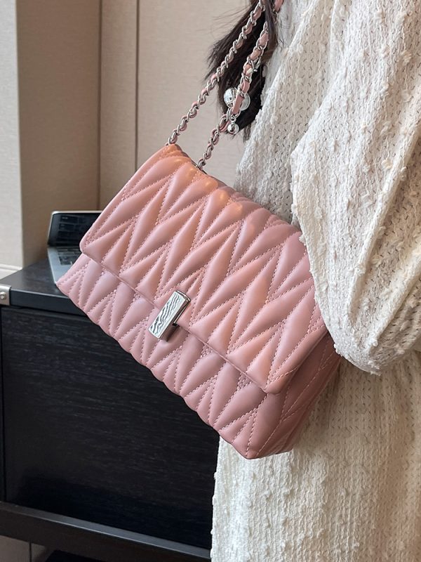 Women's Textured Embroidered Shoulder Bag - Versatile Summer Chain Crossbody Bag for High-End Style 2025