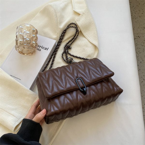 Women's Textured Embroidered Shoulder Bag - Versatile Summer Chain Crossbody Bag for High-End Style 2025