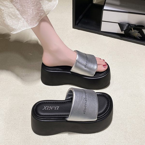 Women's Thick-Soled One-Strap Casual Sandals - Stylish Summer Beach Slippers for Outdoor Wear, 2025 Fashion Trend