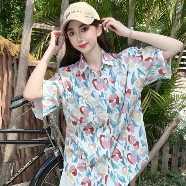 Women's Tie-Dye Short Sleeve Shirt - Loose Fit Trendy Summer Beach Blouse with Fresh Print